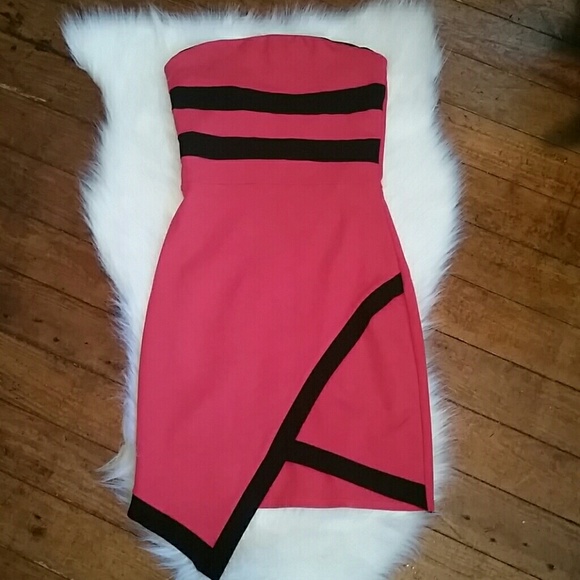 Charlotte Russe Dresses & Skirts - Charlotte Russe Red Bodycon Strapless Dress